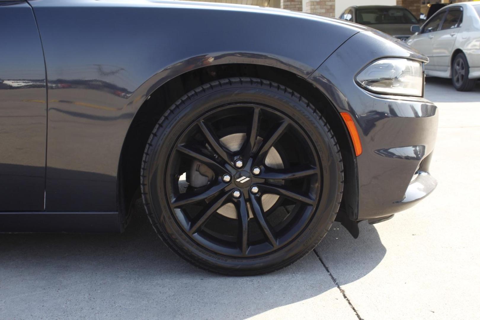 2018 Gray Dodge Charger SXT (2C3CDXBG8JH) with an 3.6L V6 DOHC 24V engine, 8-Speed Automatic transmission, located at 2401 E Main St., Grand Prairie, TX, 75050, (972) 262-4440, 32.748981, -96.969643 - Photo#9