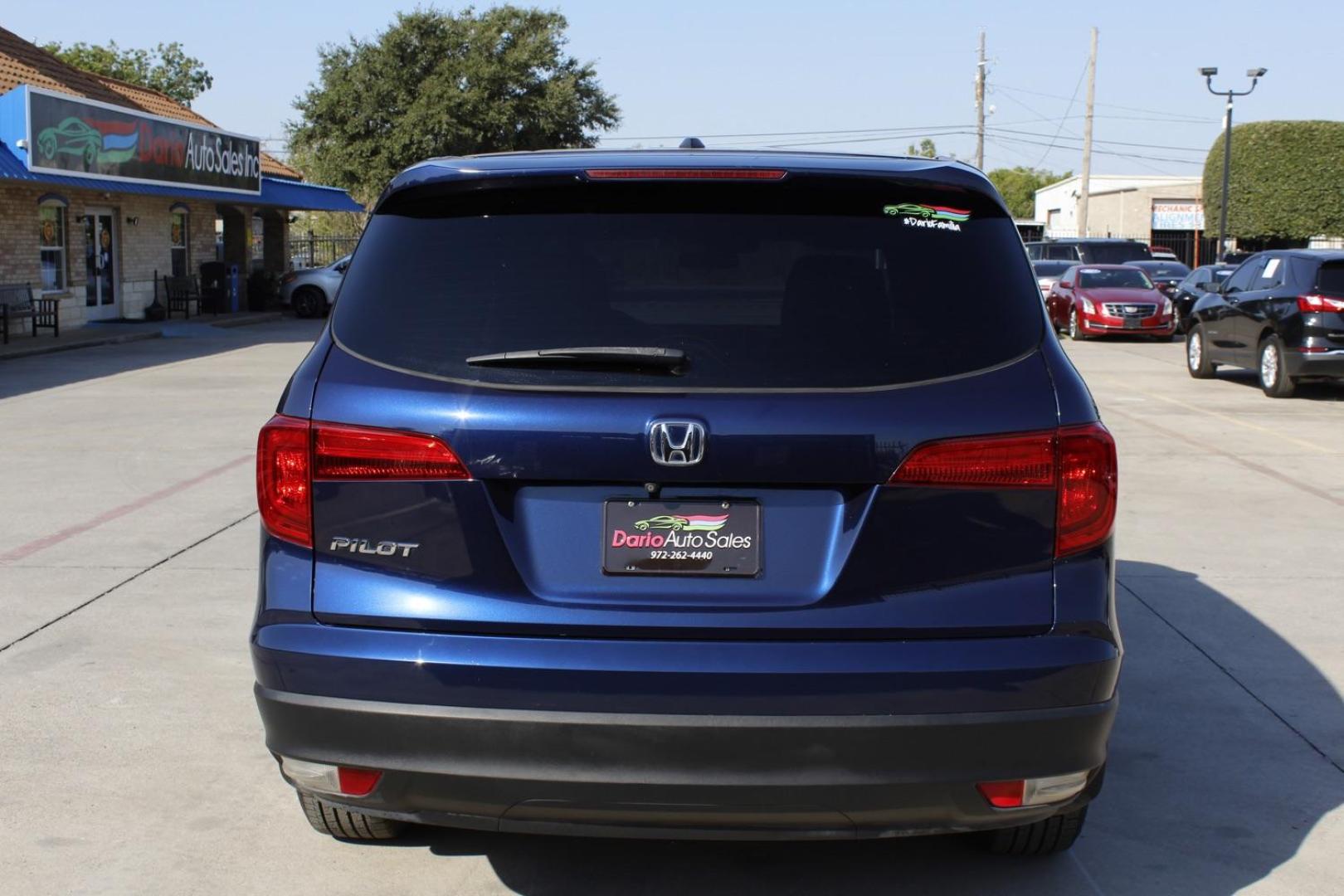 2017 Blue Honda Pilot EX w/Honda Sensing (5FNYF5H4XHB) with an 3.5L V6 SOHC 24V engine, 6-Speed Automatic transmission, located at 2401 E Main St., Grand Prairie, TX, 75050, (972) 262-4440, 32.748981, -96.969643 - Photo#5