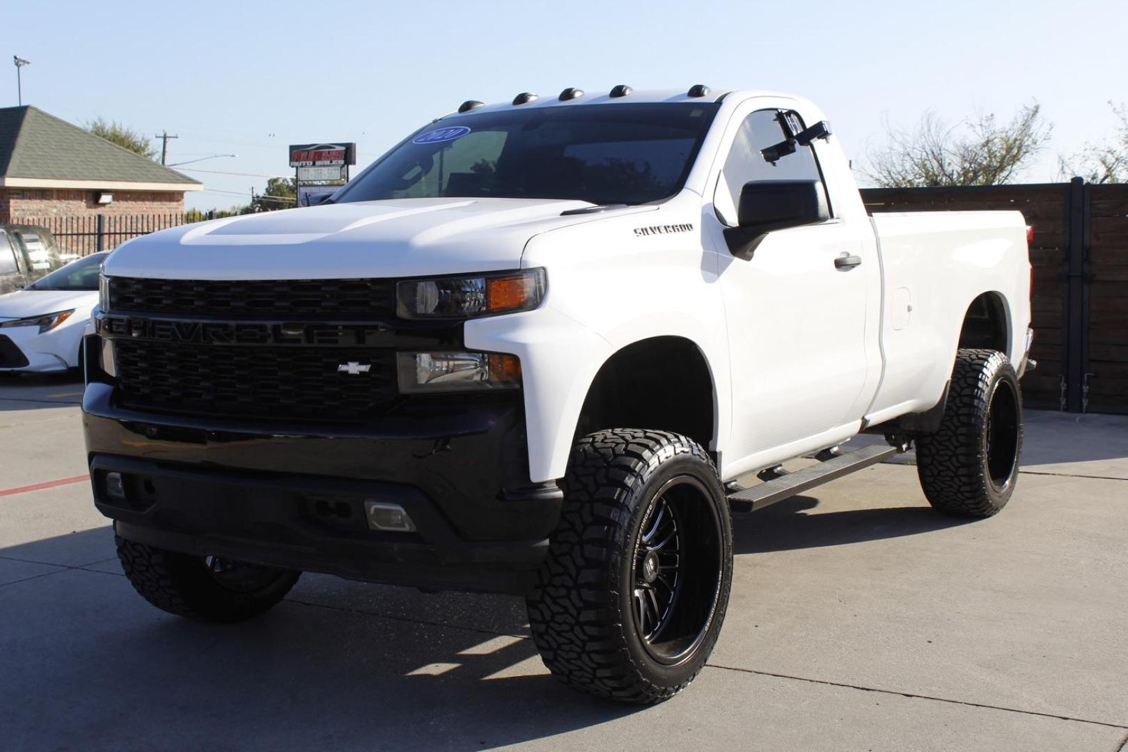 2020 White Chevrolet Silverado 1500 Work Truck 2WD (3GCNWAEF3LG) with an 5.3L V8 OHV 16V engine, 6-Speed Automatic transmission, located at 2401 E Main St., Grand Prairie, TX, 75050, (972) 262-4440, 32.748981, -96.969643 - Photo#1