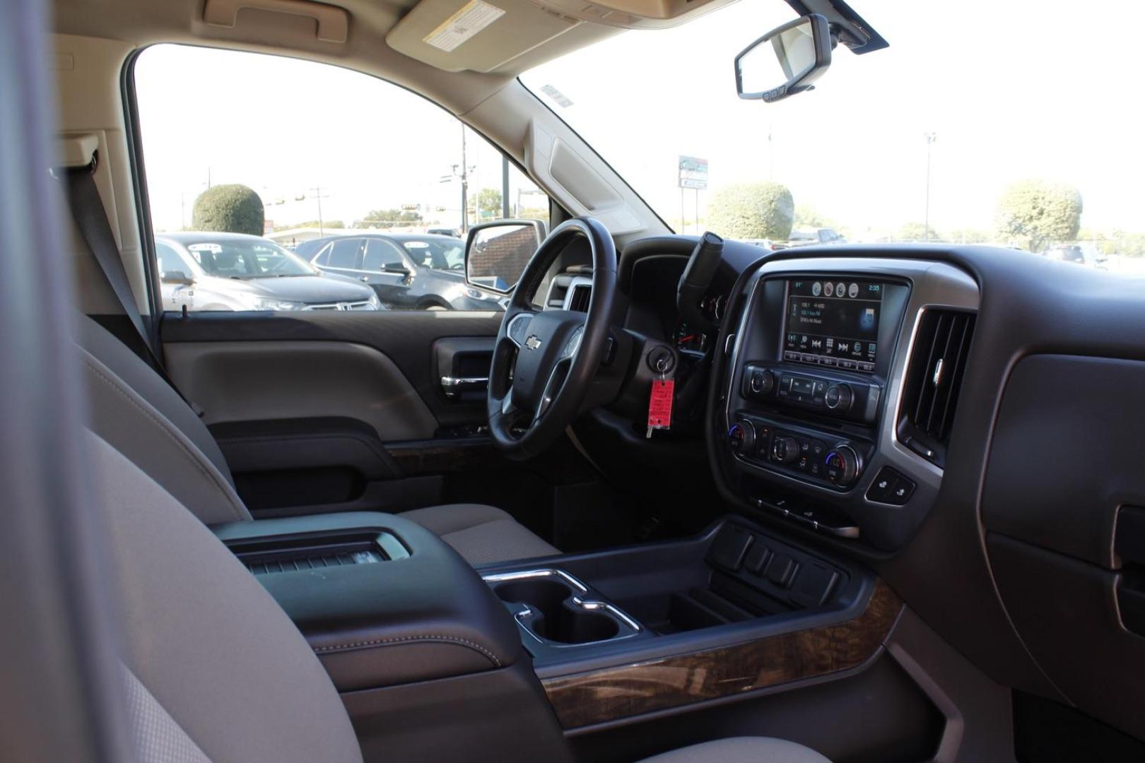 2017 Brown Chevrolet Silverado 1500 LT Double Cab 2WD (1GCRCREH6HZ) with an 4.3L V6 OHV 12V engine, 6-Speed Automatic transmission, located at 2401 E Main St., Grand Prairie, TX, 75050, (972) 262-4440, 32.748981, -96.969643 - Photo#11