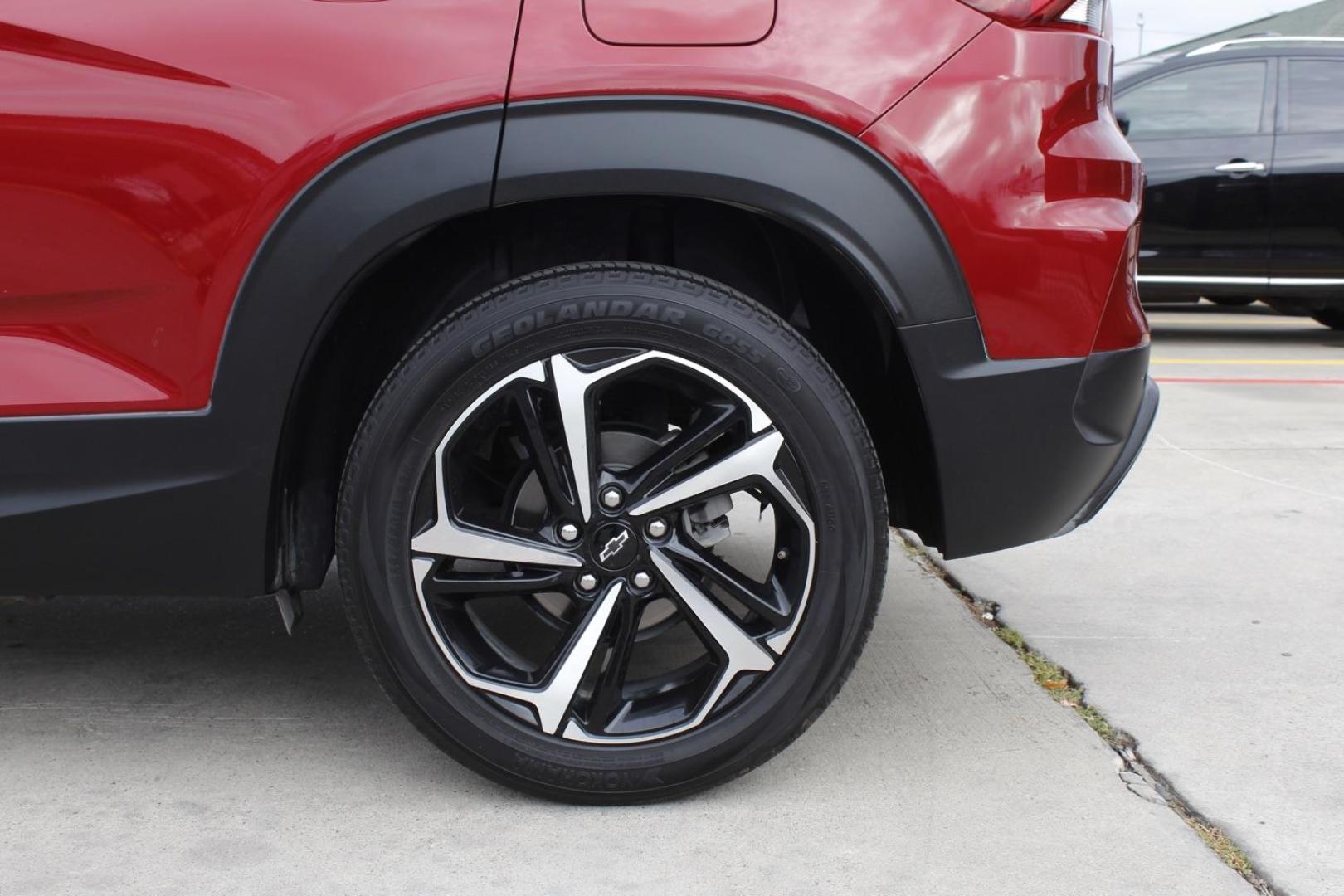 2021 red Chevrolet Trailblazer RS (KL79MTSL6MB) with an 1.3L L3 DOHC 12V engine, 9-Speed Automatic transmission, located at 2401 E Main St., Grand Prairie, TX, 75050, (972) 262-4440, 32.748981, -96.969643 - Photo#4