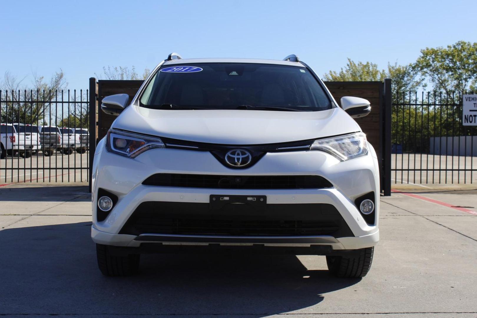 2017 WHITE Toyota RAV4 Limited FWD (2T3YFREV1HW) with an 2.5L L4 DOHC 16V engine, 6-Speed Automatic transmission, located at 2401 E Main St., Grand Prairie, TX, 75050, (972) 262-4440, 32.748981, -96.969643 - Photo#0