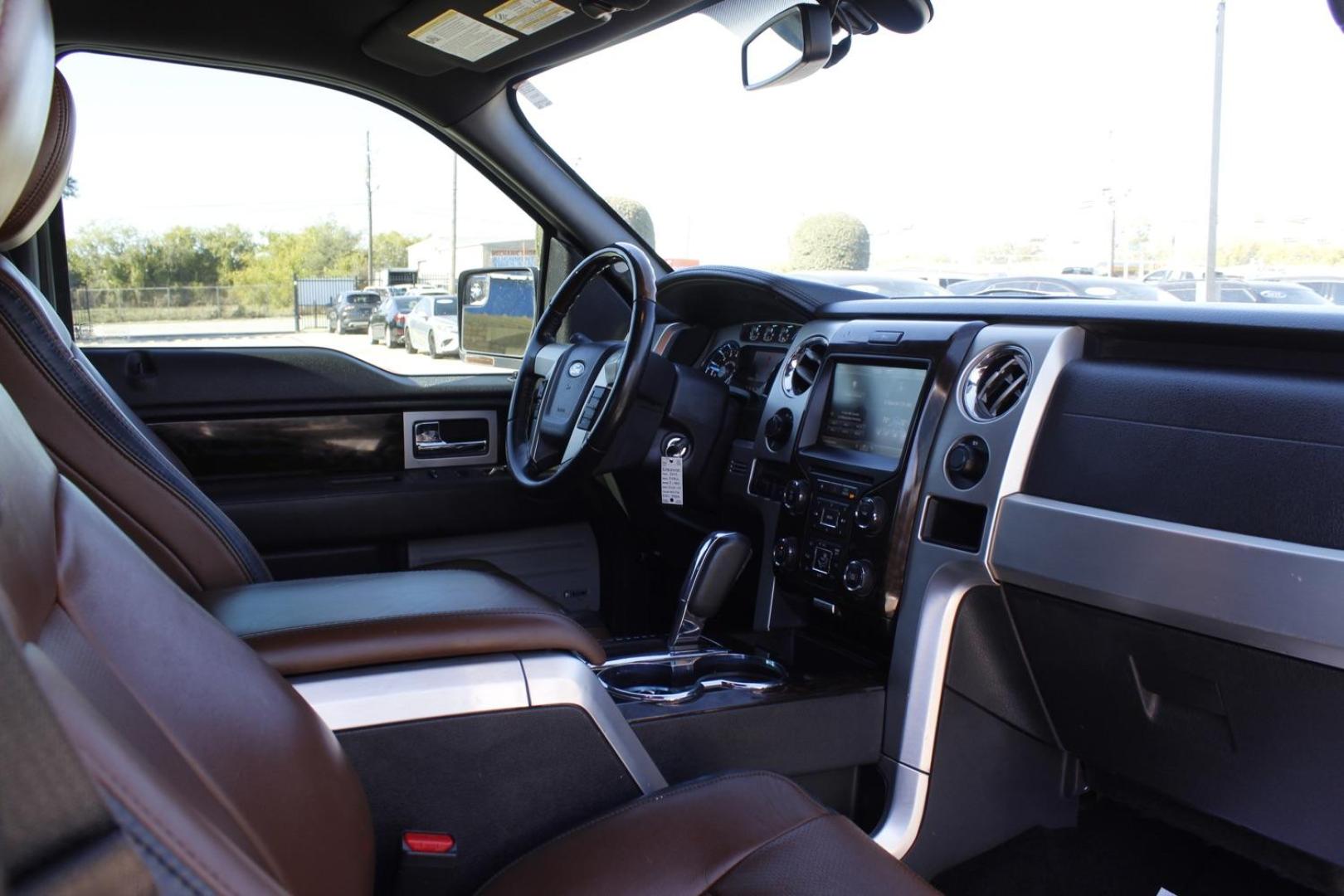 2014 White Ford F-150 Platinum SuperCrew 5.5-ft. Bed 4WD (1FTFW1ET3EF) with an 3.5L V6 TURBO engine, 6-Speed Automatic transmission, located at 2401 E Main St., Grand Prairie, TX, 75050, (972) 262-4440, 32.748981, -96.969643 - Photo#13