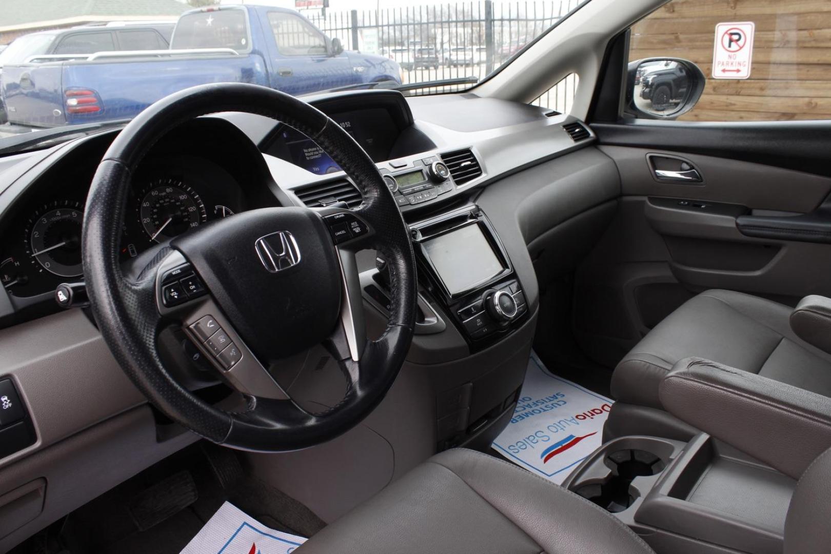 2016 BLACK Honda Odyssey EX-L (5FNRL5H65GB) with an 3.5L V6 SOHC 24V engine, 6-Speed Automatic transmission, located at 2401 E Main St., Grand Prairie, TX, 75050, (972) 262-4440, 32.748981, -96.969643 - Photo#12