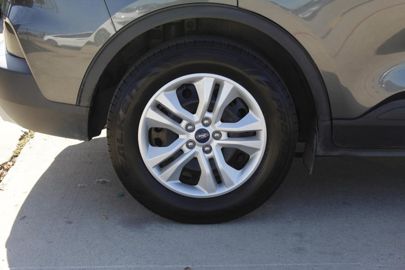 2020 GRAY Ford Escape S (1FMCU0F66LU) with an 1.5L L3 engine, 8-Speed Automatic transmission, located at 2401 E Main St., Grand Prairie, TX, 75050, (972) 262-4440, 32.748981, -96.969643 - Photo#9