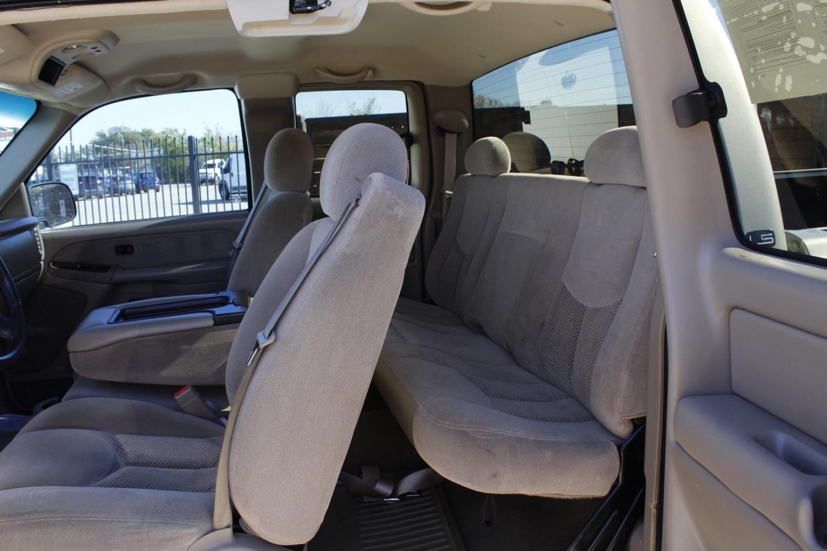 2003 GOLD Chevrolet Silverado 1500 Ext. Cab Short Bed 4WD (1GCEK19V03E) with an 4.8L V8 OHV 16V engine, 4-Speed Automatic transmission, located at 2401 E Main St., Grand Prairie, TX, 75050, (972) 262-4440, 32.748981, -96.969643 - Photo#11