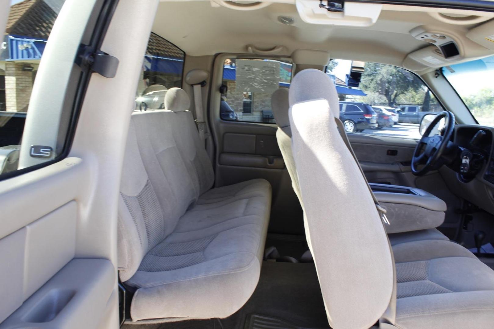 2003 GOLD Chevrolet Silverado 1500 Ext. Cab Short Bed 4WD (1GCEK19V03E) with an 4.8L V8 OHV 16V engine, 4-Speed Automatic transmission, located at 2401 E Main St., Grand Prairie, TX, 75050, (972) 262-4440, 32.748981, -96.969643 - Photo#13