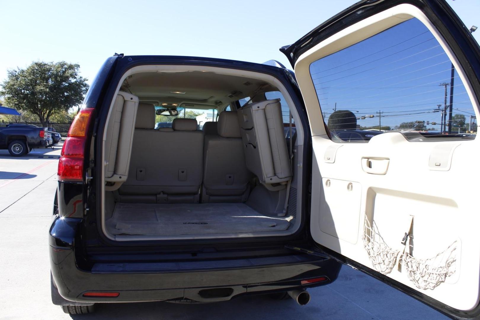 2007 black Lexus GX 470 Sport Utility (JTJBT20XX70) with an 4.7L V8 DOHC 32V engine, 5-Speed Automatic transmission, located at 2401 E Main St., Grand Prairie, TX, 75050, (972) 262-4440, 32.748981, -96.969643 - Photo#7