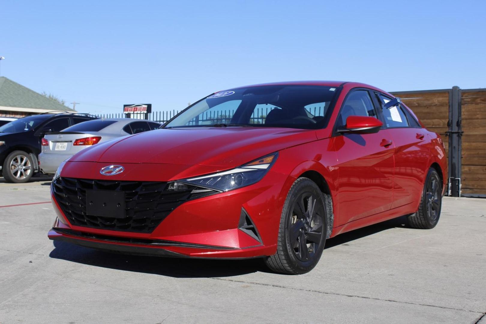 2021 red Hyundai Elantra SEL (5NPLM4AG7MH) with an 2.0L L4 DOHC 16V engine, 6-Speed Automatic transmission, located at 2401 E Main St., Grand Prairie, TX, 75050, (972) 262-4440, 32.748981, -96.969643 - Photo#1