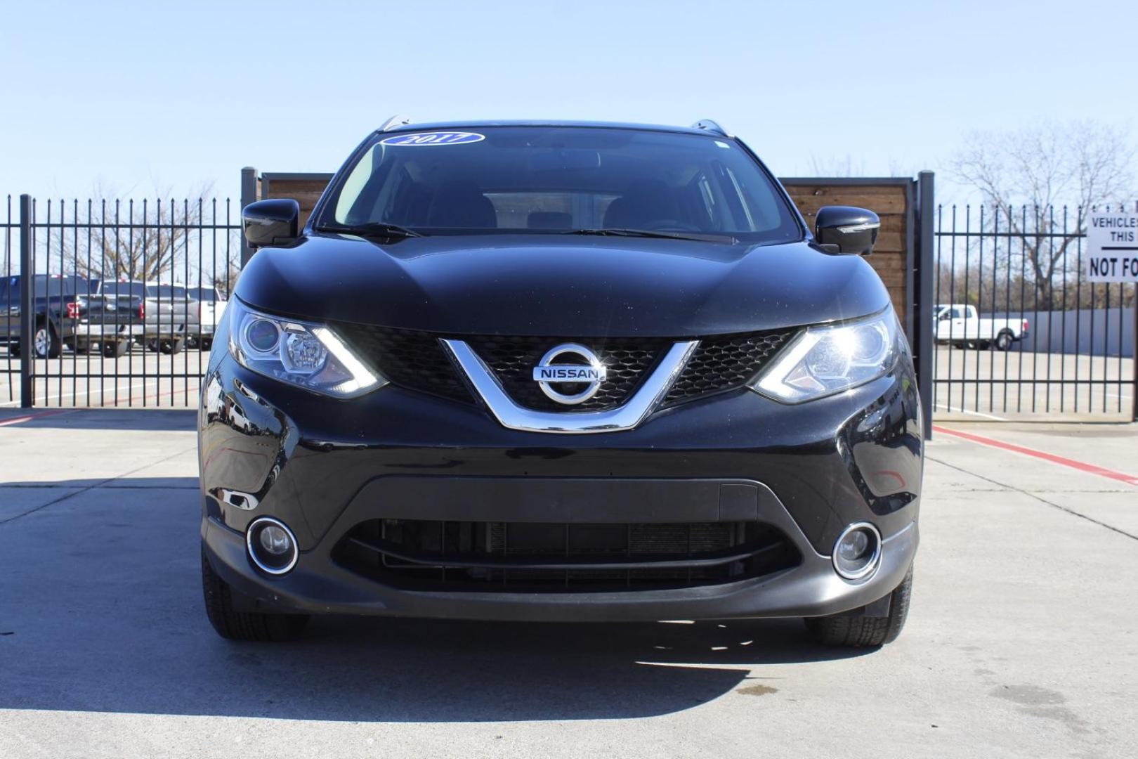 2017 black Nissan Rogue Sport SV AWD (JN1BJ1CR1HW) with an 2.0L L4 DOHC 16V engine, Continuously Variable Transmission transmission, located at 2401 E Main St., Grand Prairie, TX, 75050, (972) 262-4440, 32.748981, -96.969643 - Photo#0