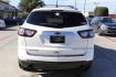 2017 WHITE Chevrolet Traverse 2LT FWD (1GNKRHKDXHJ) with an 3.6L V6 DOHC 24V engine, 6-Speed Automatic transmission, located at 2401 E Main St., Grand Prairie, TX, 75050, (972) 262-4440, 32.748981, -96.969643 - Photo#5