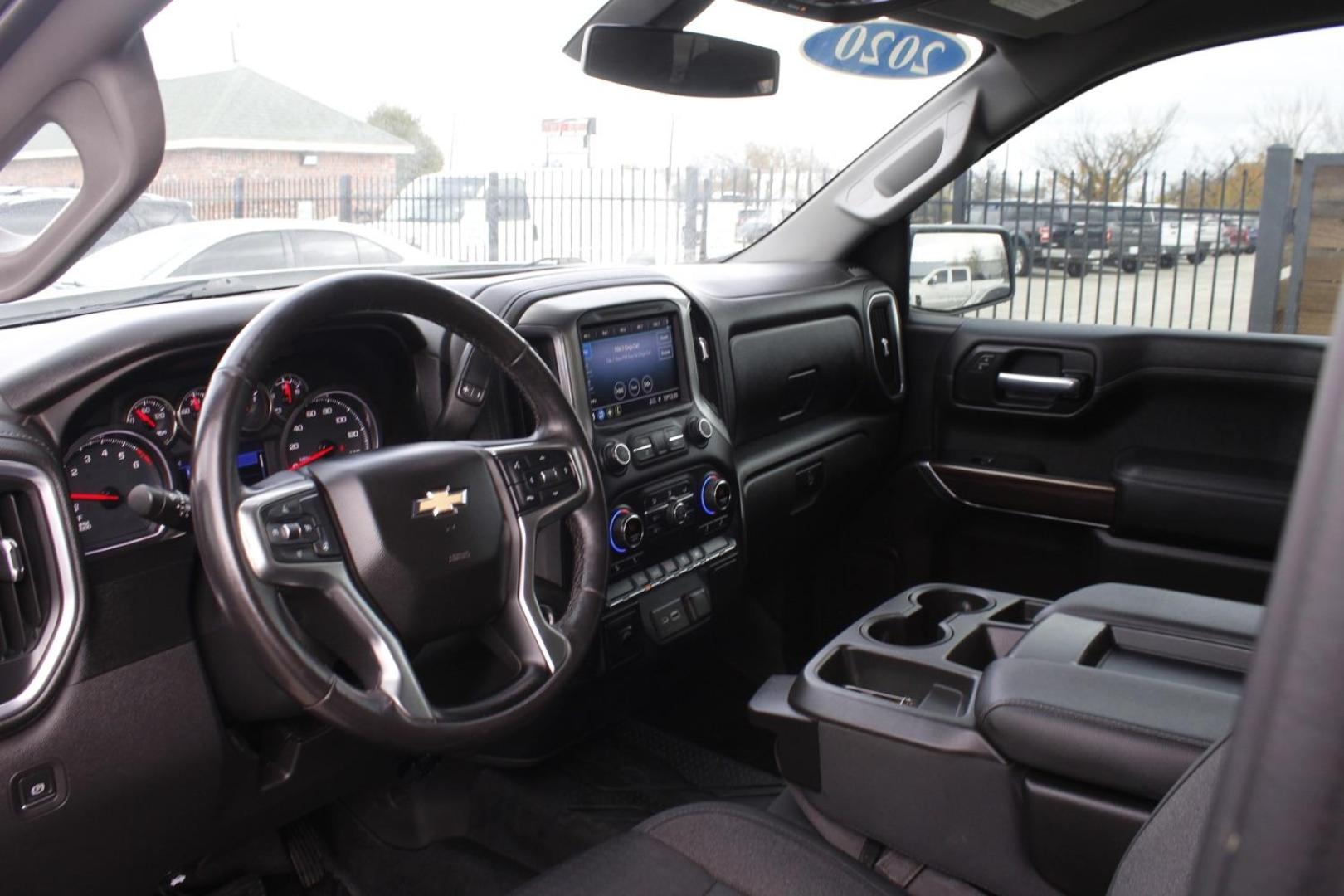 2020 WHITE Chevrolet Silverado 1500 LT Crew Cab 2WD (3GCPWCEK9LG) with an 2.7L L4 DOHC 16V TURBO engine, 6-Speed Automatic transmission, located at 2401 E Main St., Grand Prairie, TX, 75050, (972) 262-4440, 32.748981, -96.969643 - Photo#10