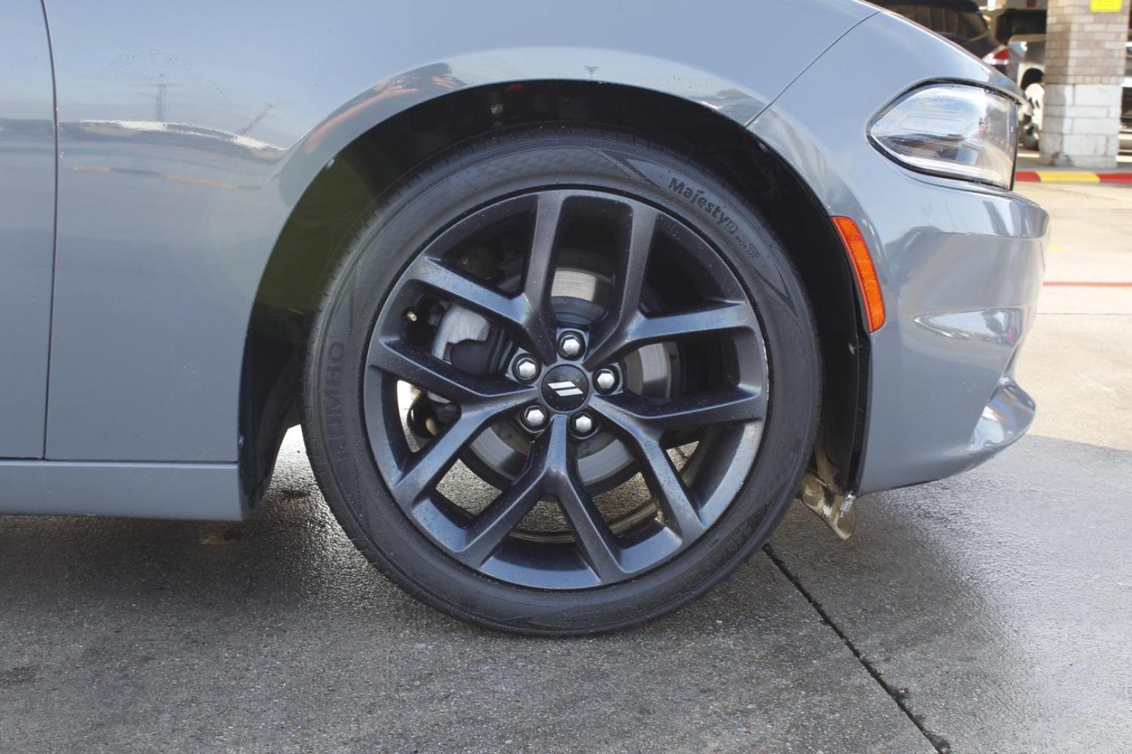 2019 gray Dodge Charger SXT (2C3CDXBG3KH) with an 3.6L V6 DOHC 24V engine, 8-Speed Automatic transmission, located at 2401 E Main St., Grand Prairie, TX, 75050, (972) 262-4440, 32.748981, -96.969643 - Photo#7