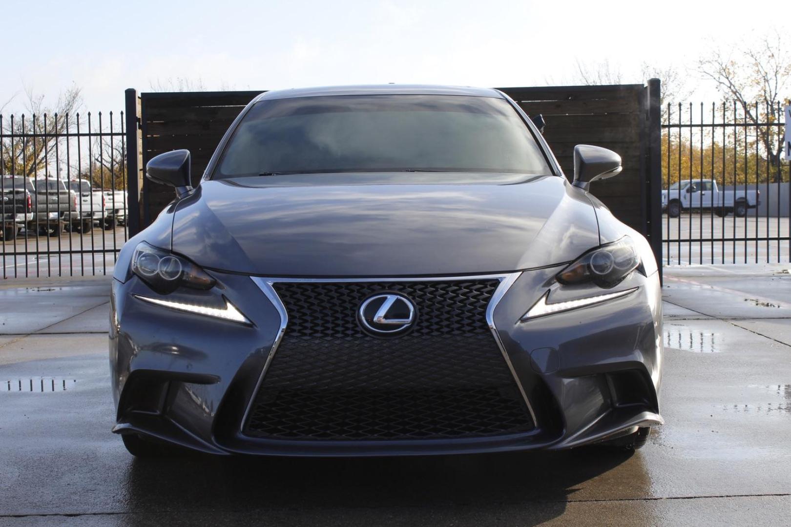 2014 GRAY Lexus IS 250 RWD (JTHBF1D24E5) with an 2.5L V6 24V DOHC engine, 6-Speed Automatic transmission, located at 2401 E Main St., Grand Prairie, TX, 75050, (972) 262-4440, 32.748981, -96.969643 - Photo#0