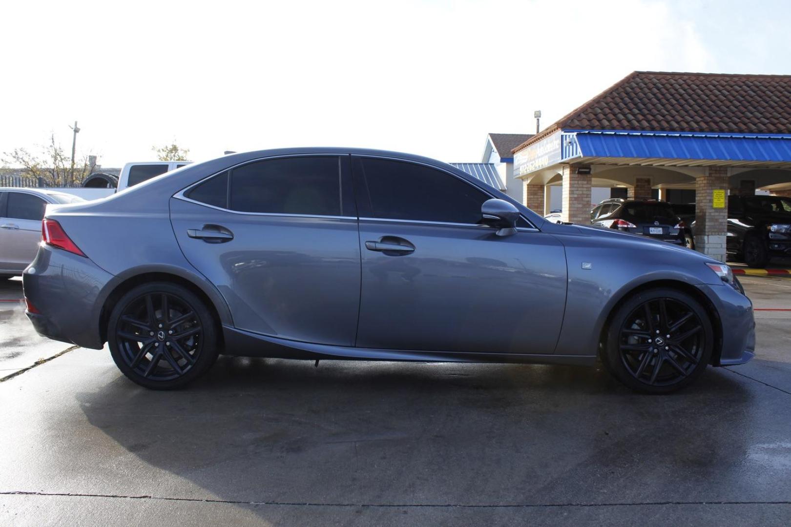 2014 GRAY Lexus IS 250 RWD (JTHBF1D24E5) with an 2.5L V6 24V DOHC engine, 6-Speed Automatic transmission, located at 2401 E Main St., Grand Prairie, TX, 75050, (972) 262-4440, 32.748981, -96.969643 - Photo#6