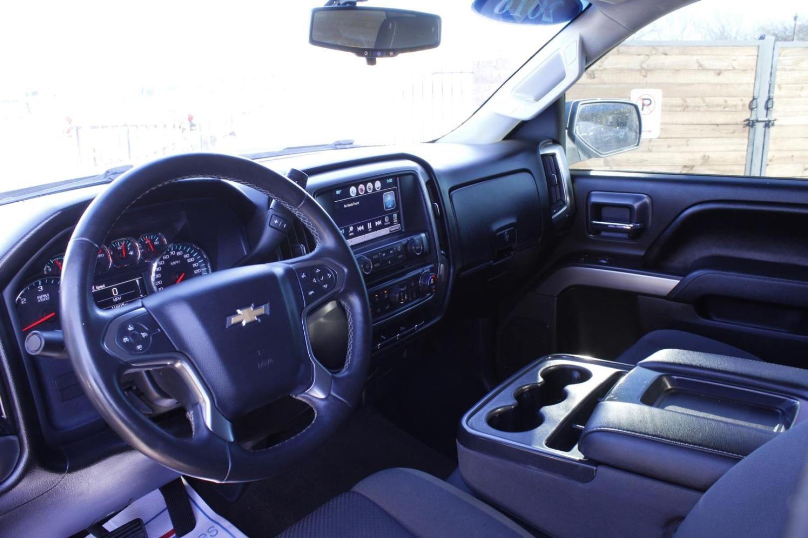 2016 GRAY Chevrolet Silverado 1500 LT Crew Cab 2WD (3GCPCREC5GG) with an 5.3L V8 OHV 16V engine, 6-Speed Automatic transmission, located at 2401 E Main St., Grand Prairie, TX, 75050, (972) 262-4440, 32.748981, -96.969643 - Photo#12