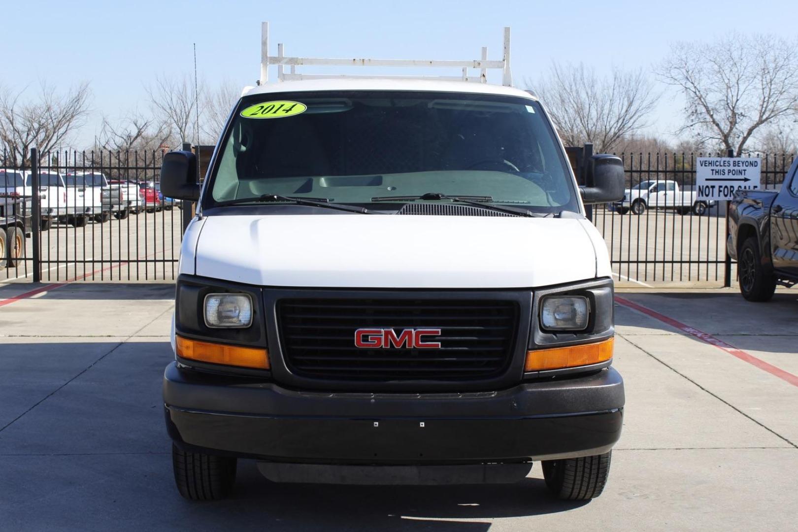 2014 WHITE GMC Savana G2500 Extended Cargo (1GTW7GCA7E1) with an 4.8L V8 OHV 16V FFV engine, 6-Speed Automatic transmission, located at 2401 E Main St., Grand Prairie, TX, 75050, (972) 262-4440, 32.748981, -96.969643 - Photo#0