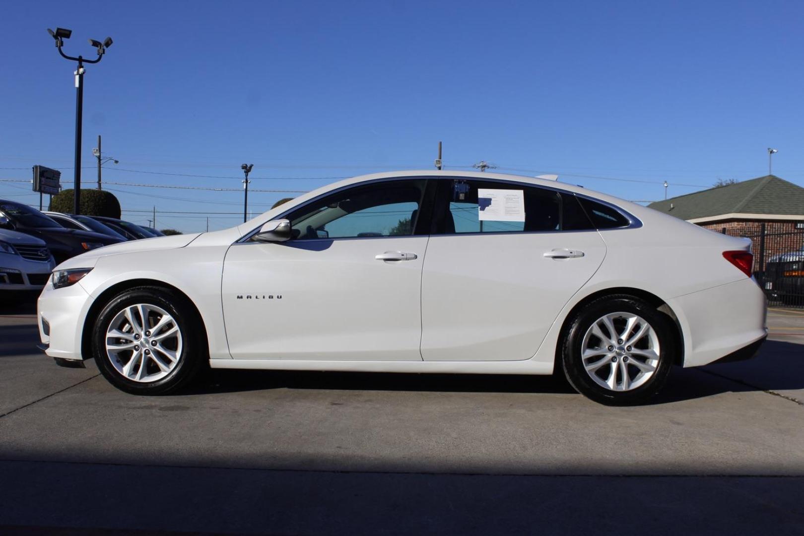 2016 WHITE Chevrolet Malibu 1LT (1G1ZE5ST7GF) with an 1.5L L4 DOHC 16V engine, 6-Speed Automatic transmission, located at 2401 E Main St., Grand Prairie, TX, 75050, (972) 262-4440, 32.748981, -96.969643 - Photo#2