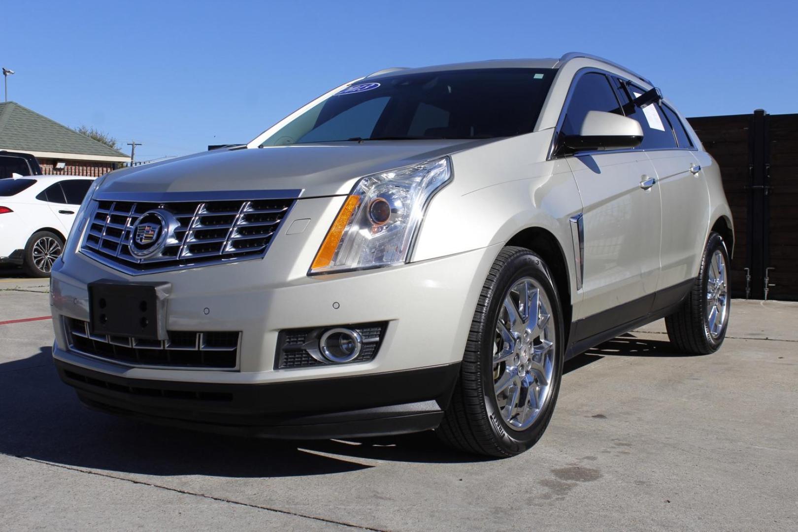 2013 GOLD Cadillac SRX Premium Collection (3GYFNEE38DS) with an 3.6L V6 DOHC 24V FFV engine, 6-Speed Automatic transmission, located at 2401 E Main St., Grand Prairie, TX, 75050, (972) 262-4440, 32.748981, -96.969643 - Photo#1