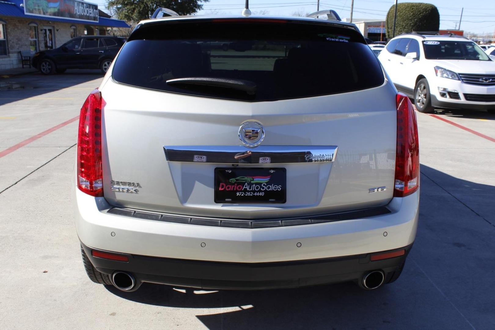 2013 GOLD Cadillac SRX Premium Collection (3GYFNEE38DS) with an 3.6L V6 DOHC 24V FFV engine, 6-Speed Automatic transmission, located at 2401 E Main St., Grand Prairie, TX, 75050, (972) 262-4440, 32.748981, -96.969643 - Photo#5