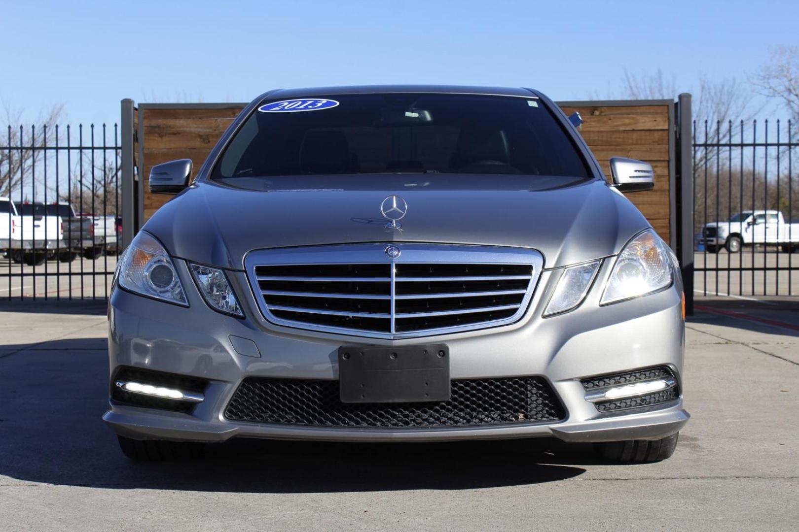 2013 SILVER Mercedes-Benz E-Class E350 Sedan (WDDHF5KBXDA) with an 3.5L V6 DOHC 24V engine, 7-Speed Automatic transmission, located at 2401 E Main St., Grand Prairie, TX, 75050, (972) 262-4440, 32.748981, -96.969643 - Photo#0