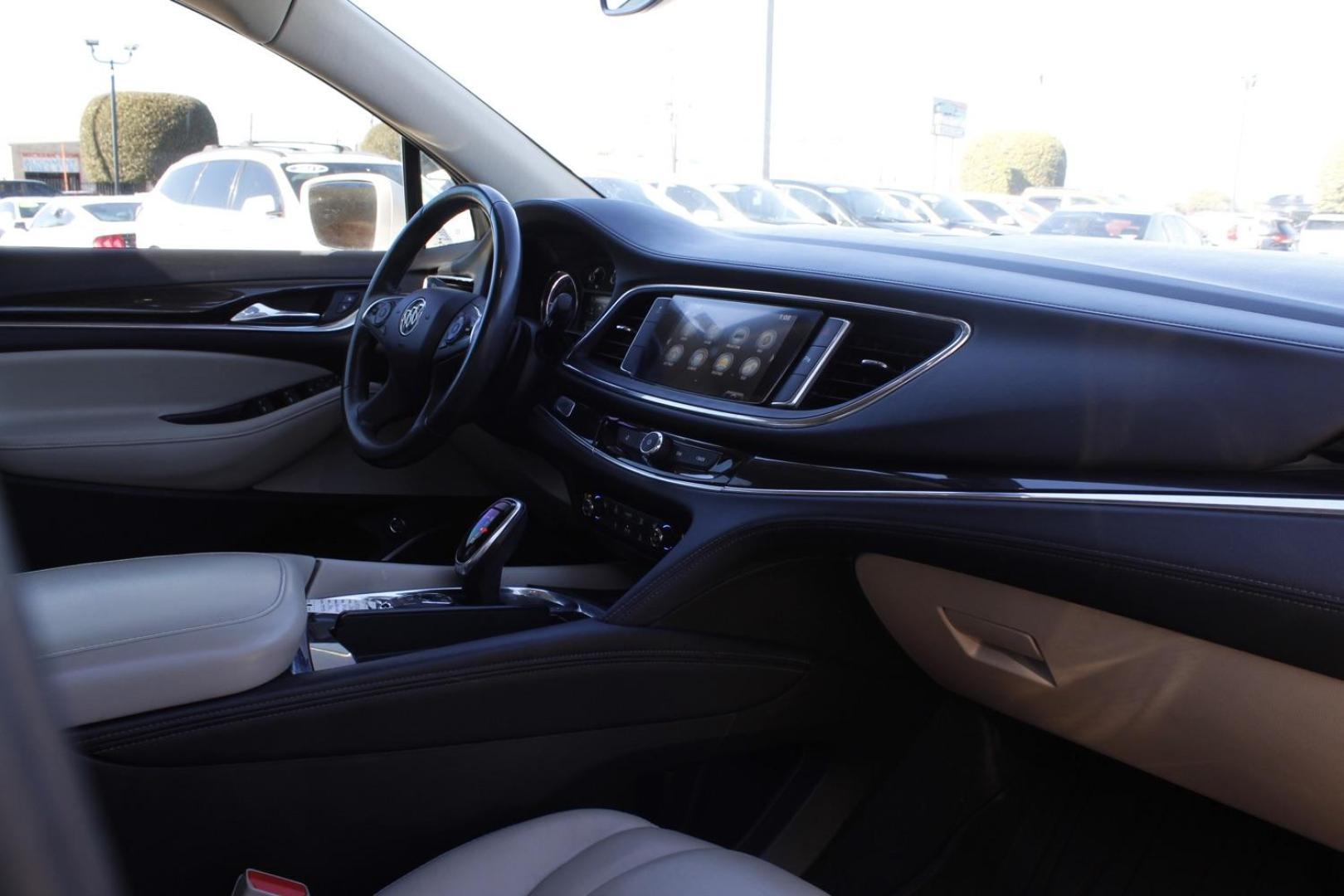 2018 white Buick Enclave Essence FWD (5GAERBKW3JJ) with an 3.6L V6 DOHC 24V engine, 9-Speed Automatic transmission, located at 2401 E Main St., Grand Prairie, TX, 75050, (972) 262-4440, 32.748981, -96.969643 - Photo#14