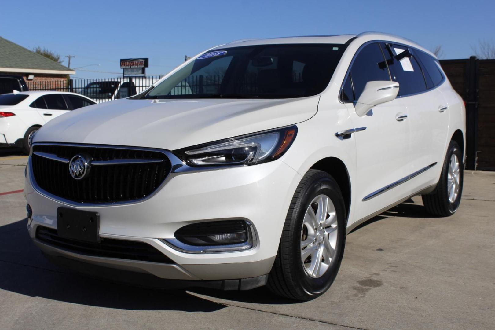 2018 white Buick Enclave Essence FWD (5GAERBKW3JJ) with an 3.6L V6 DOHC 24V engine, 9-Speed Automatic transmission, located at 2401 E Main St., Grand Prairie, TX, 75050, (972) 262-4440, 32.748981, -96.969643 - Photo#1