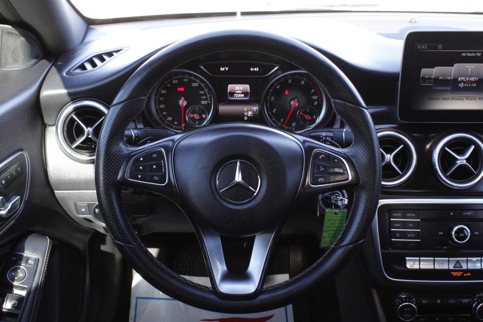 2018 Black Mercedes-Benz CLA-Class CLA250 (WDDSJ4EB1JN) with an 2.0L L4 DOHC 16V engine, 7-Speed Automatic transmission, located at 2401 E Main St., Grand Prairie, TX, 75050, (972) 262-4440, 32.748981, -96.969643 - Photo#19