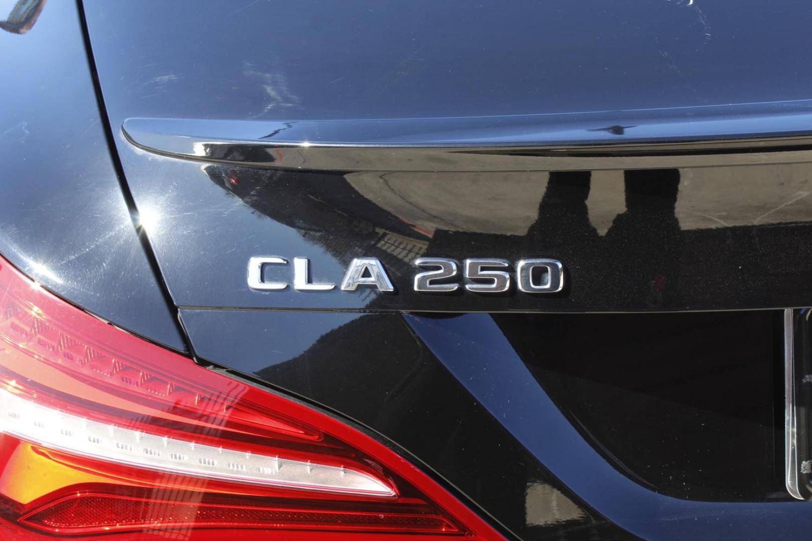 2018 Black Mercedes-Benz CLA-Class CLA250 (WDDSJ4EB1JN) with an 2.0L L4 DOHC 16V engine, 7-Speed Automatic transmission, located at 2401 E Main St., Grand Prairie, TX, 75050, (972) 262-4440, 32.748981, -96.969643 - Photo#6