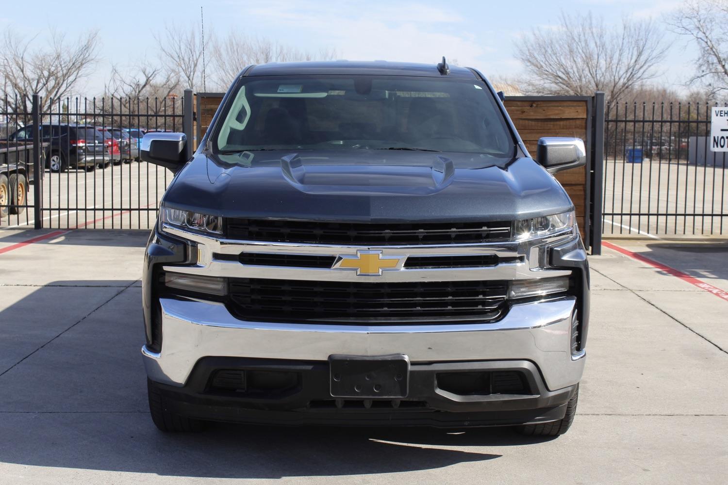 photo of 2019 Chevrolet Silverado GRAY INTERIOR