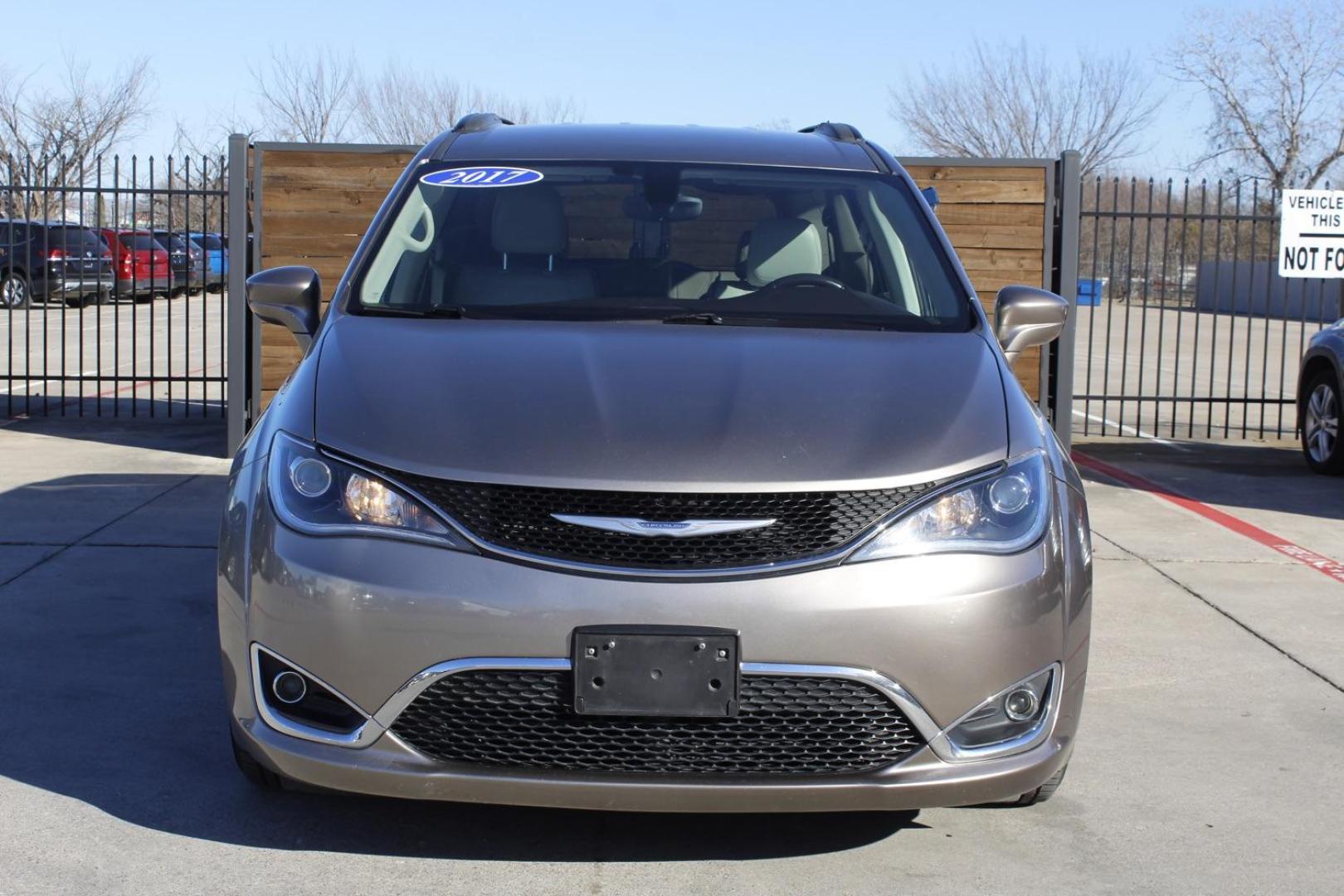 2017 Gray Chrysler Pacifica Touring-L (2C4RC1BG3HR) with an 3.6L V6 DOHC 24V engine, 9-Speed Automatic transmission, located at 2401 E Main St., Grand Prairie, TX, 75050, (972) 262-4440, 32.748981, -96.969643 - Photo#0