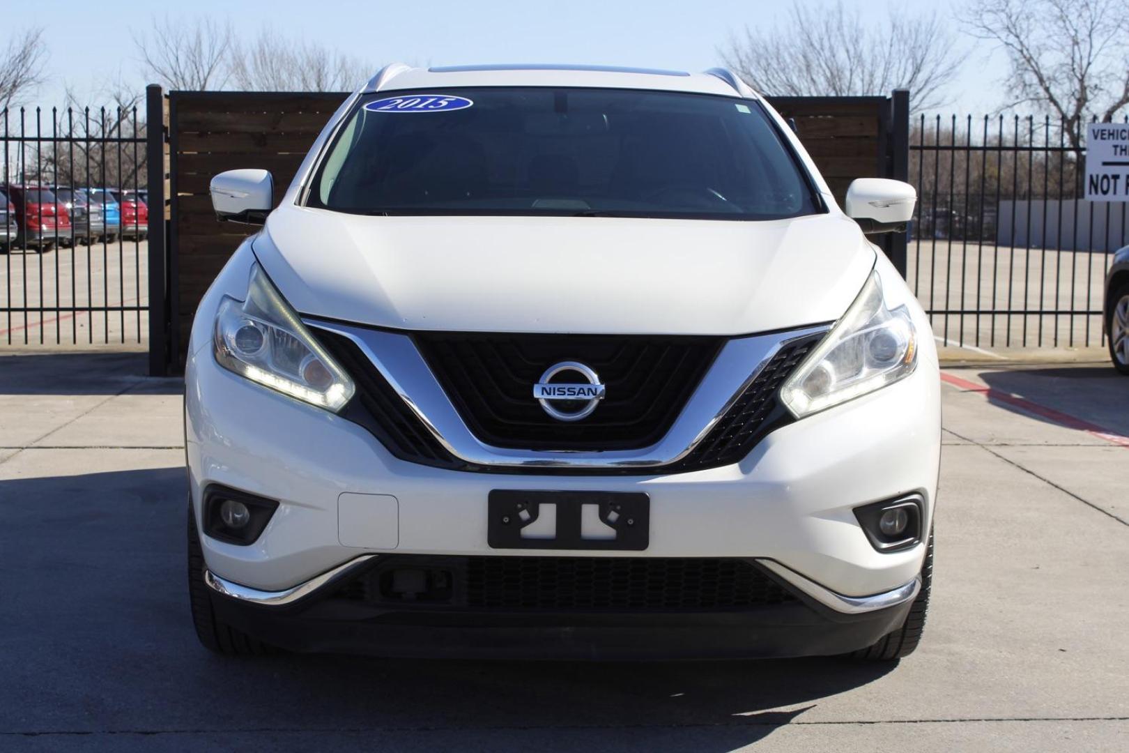 2015 White Nissan Murano Platinum (5N1AZ2MG1FN) with an 3.5 engine, located at 2401 E Main St., Grand Prairie, TX, 75050, (972) 262-4440, 32.748981, -96.969643 - Photo#0