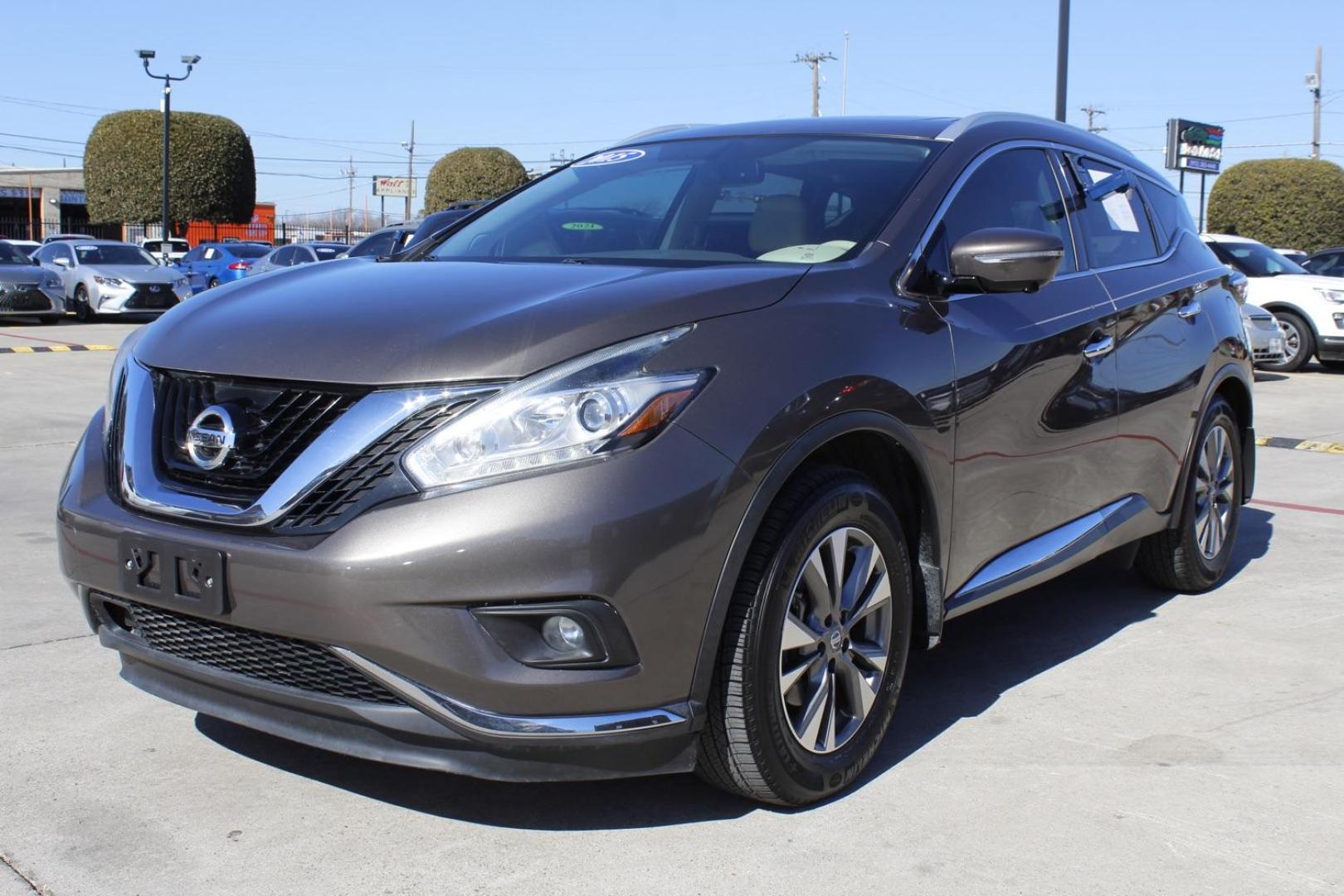 2015 Brown Nissan Murano SL (5N1AZ2MG9FN) with an 3.5L engine, located at 2401 E Main St., Grand Prairie, TX, 75050, (972) 262-4440, 32.748981, -96.969643 - Photo#1