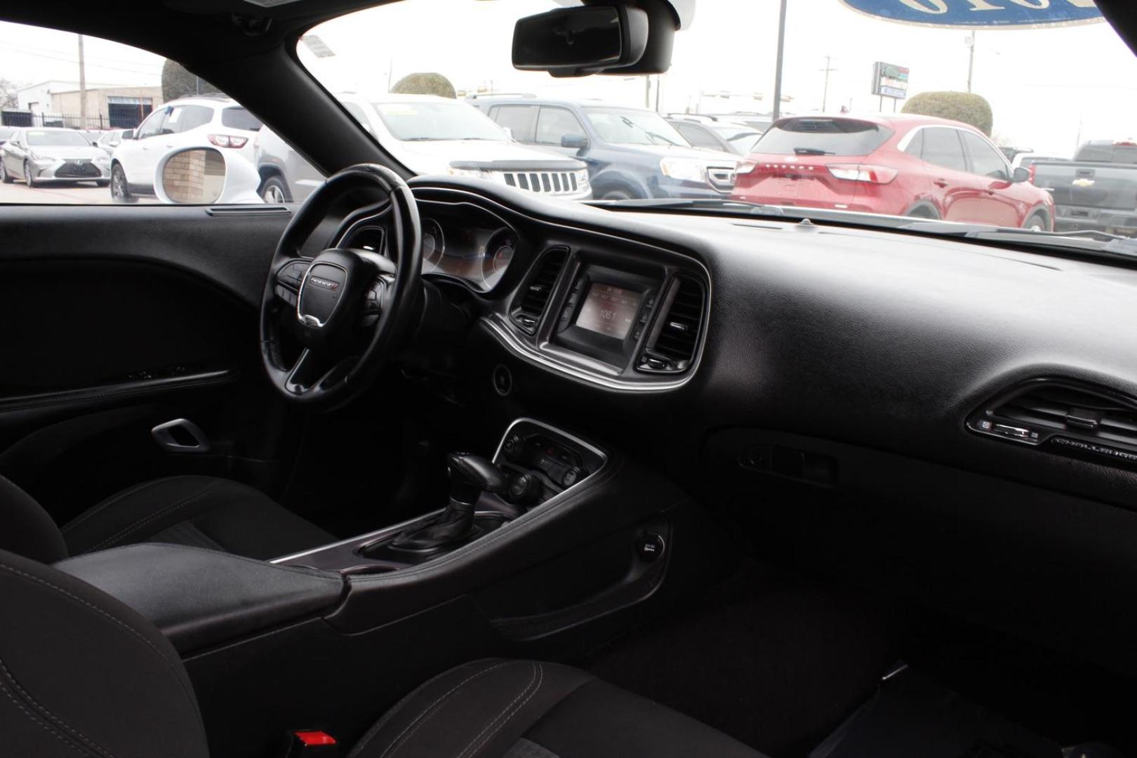 2016 White Dodge Challenger R/T Plus (2C3CDZBT0GH) with an 5.7L V8 OHV 16V engine, located at 2401 E Main St., Grand Prairie, TX, 75050, (972) 262-4440, 32.748981, -96.969643 - Photo#12