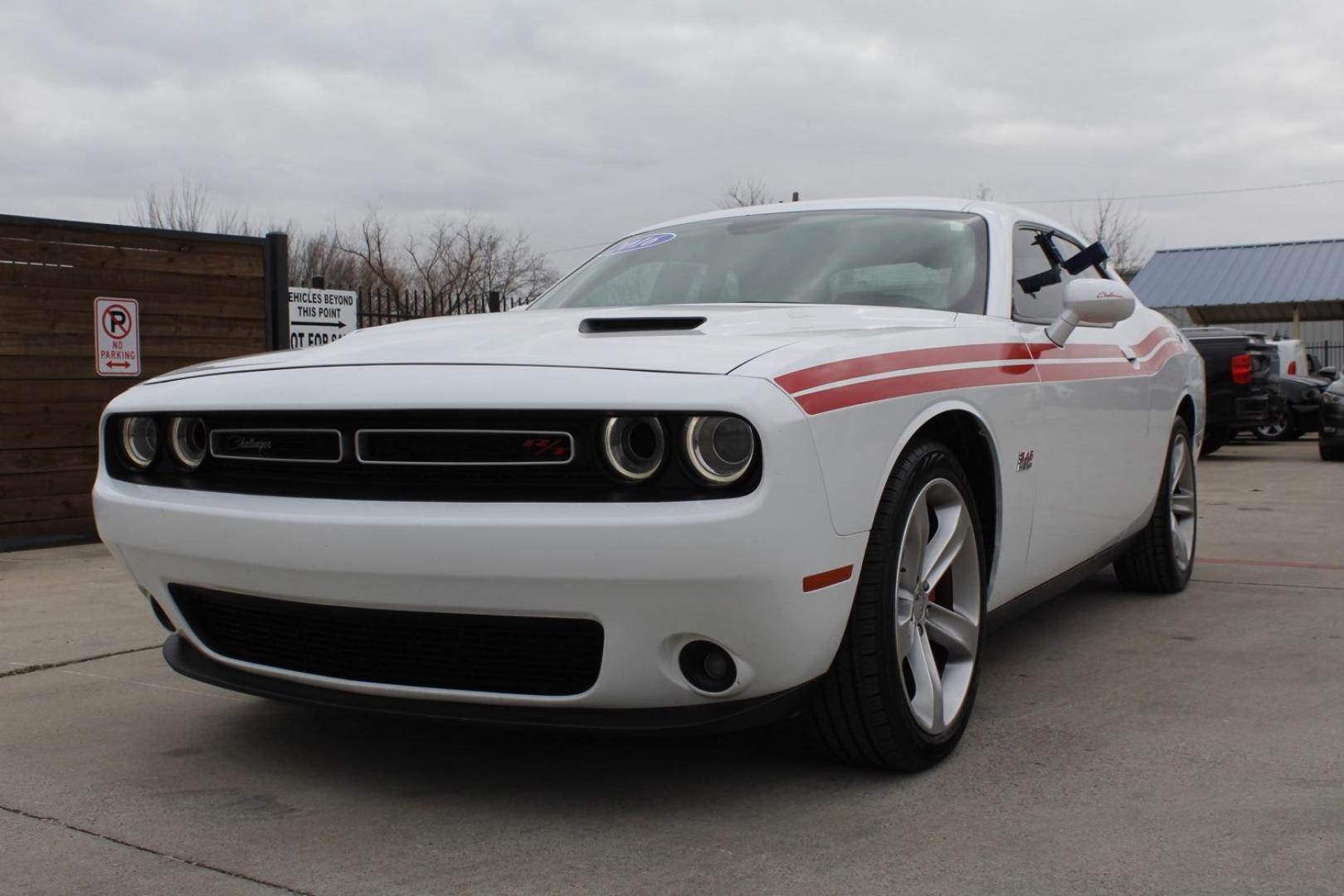 2016 White Dodge Challenger R/T Plus (2C3CDZBT0GH) with an 5.7L V8 OHV 16V engine, located at 2401 E Main St., Grand Prairie, TX, 75050, (972) 262-4440, 32.748981, -96.969643 - Photo#1