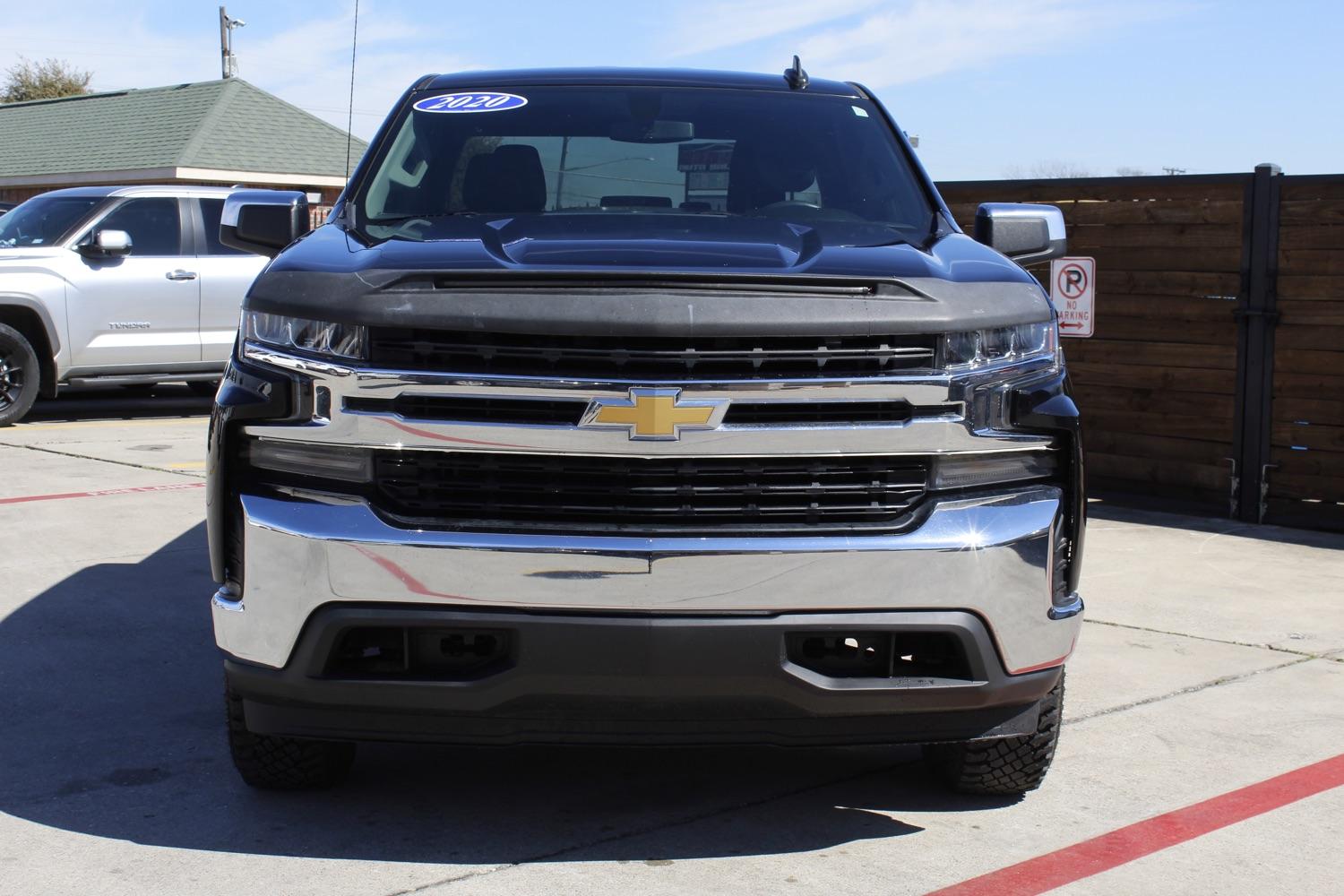 photo of 2020 Chevrolet Silverado LT