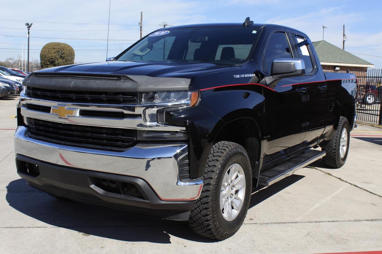 2020 Black Chevrolet Silverado LT (1GCRYDED8LZ) with an 5.3L engine, located at 2401 E Main St., Grand Prairie, TX, 75050, (972) 262-4440, 32.748981, -96.969643 - Photo#1