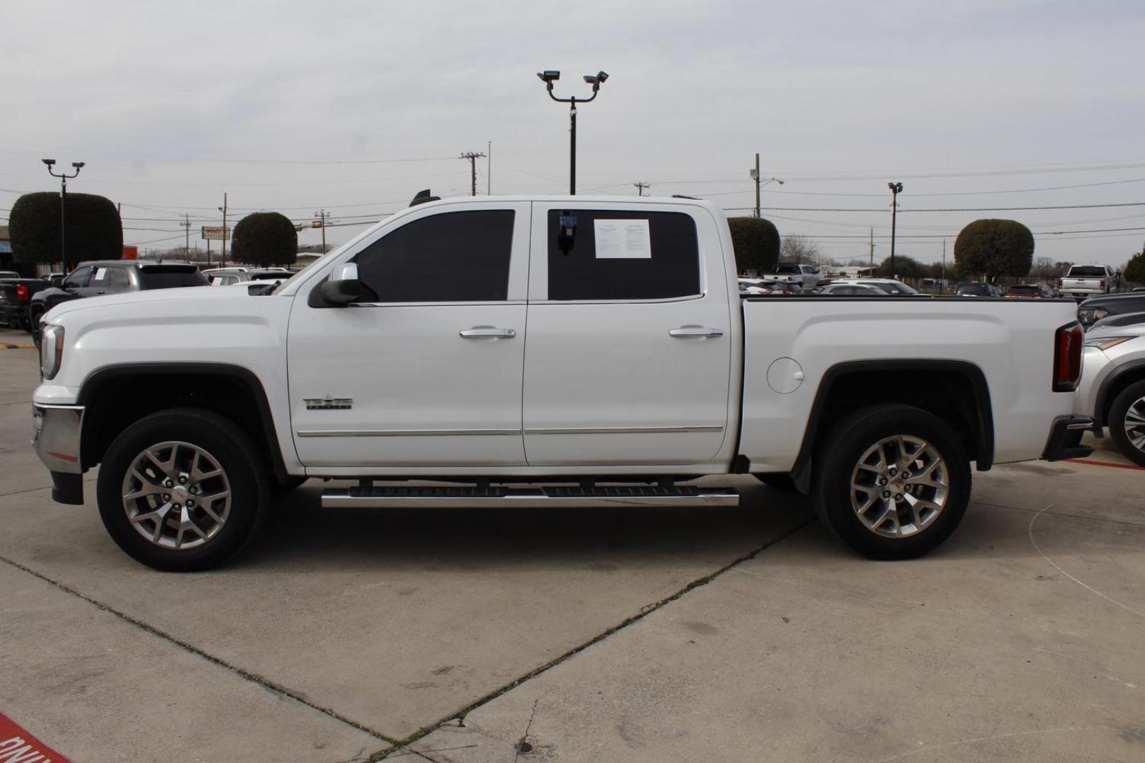 2016 White GMC Sierra SLT (3GTP1NEC1GG) , located at 2401 E Main St., Grand Prairie, TX, 75050, (972) 262-4440, 32.748981, -96.969643 - Photo#2