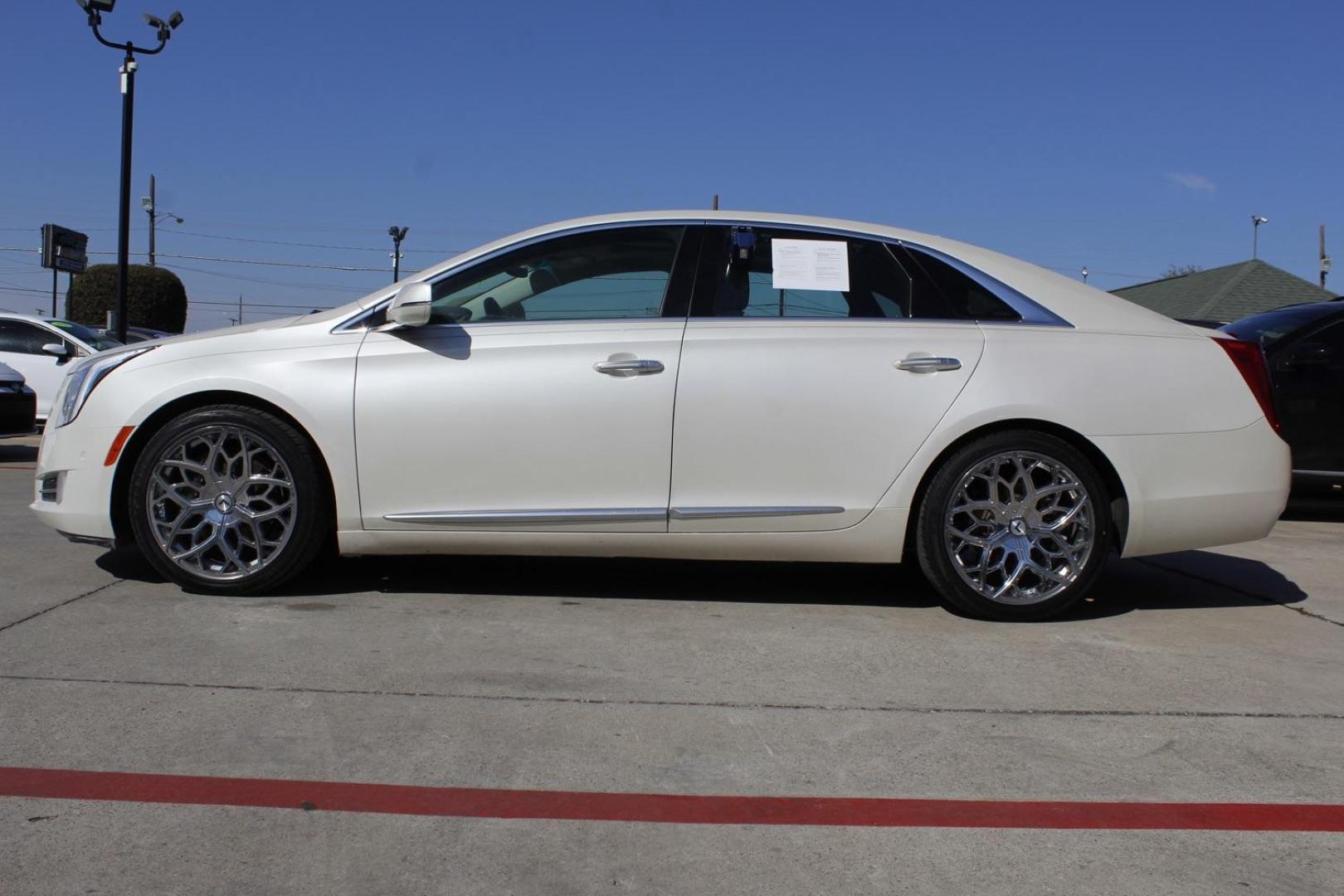 2014 White Cadillac XTS Platinum FWD (2G61S5S34E9) with an 3.6L V6 DOHC 24V engine, 6-Speed Automatic transmission, located at 2401 E Main St., Grand Prairie, TX, 75050, (972) 262-4440, 32.748981, -96.969643 - Photo#2